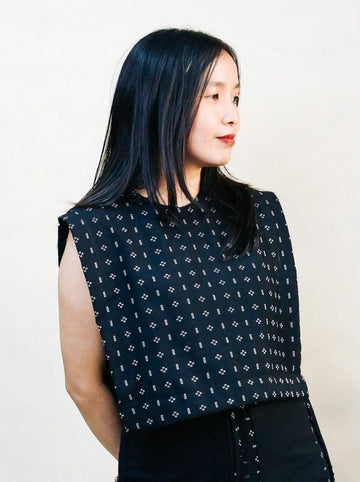 Multi-Play Top Black & Sinukitan Fashion Rags2Riches