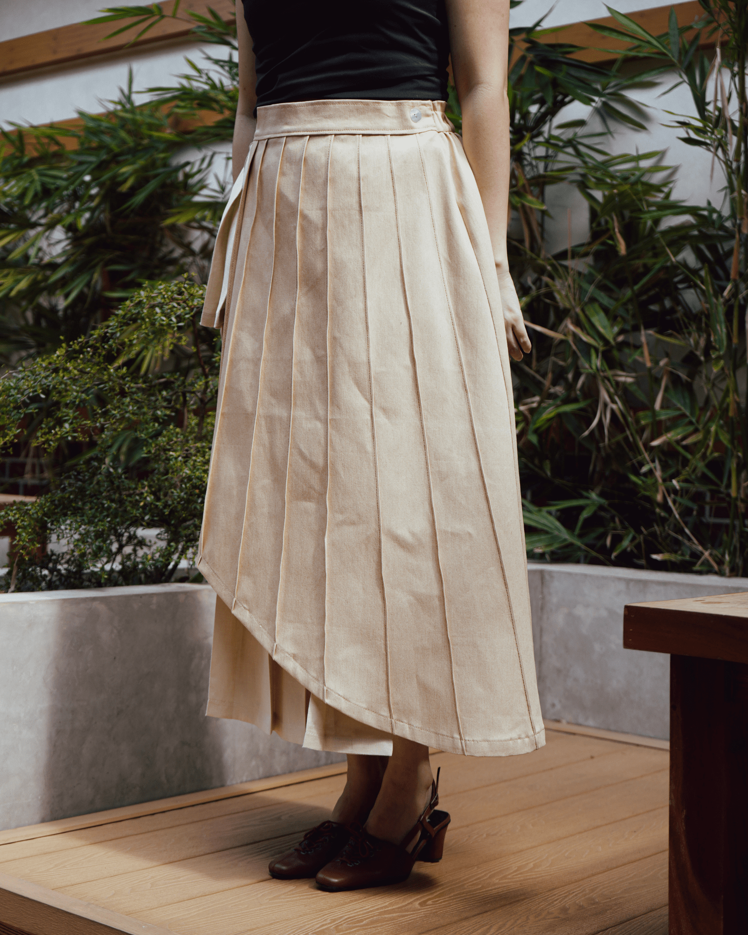 2-Way Pleated Wrap Skirt Beige Fashion R2R On Repeat