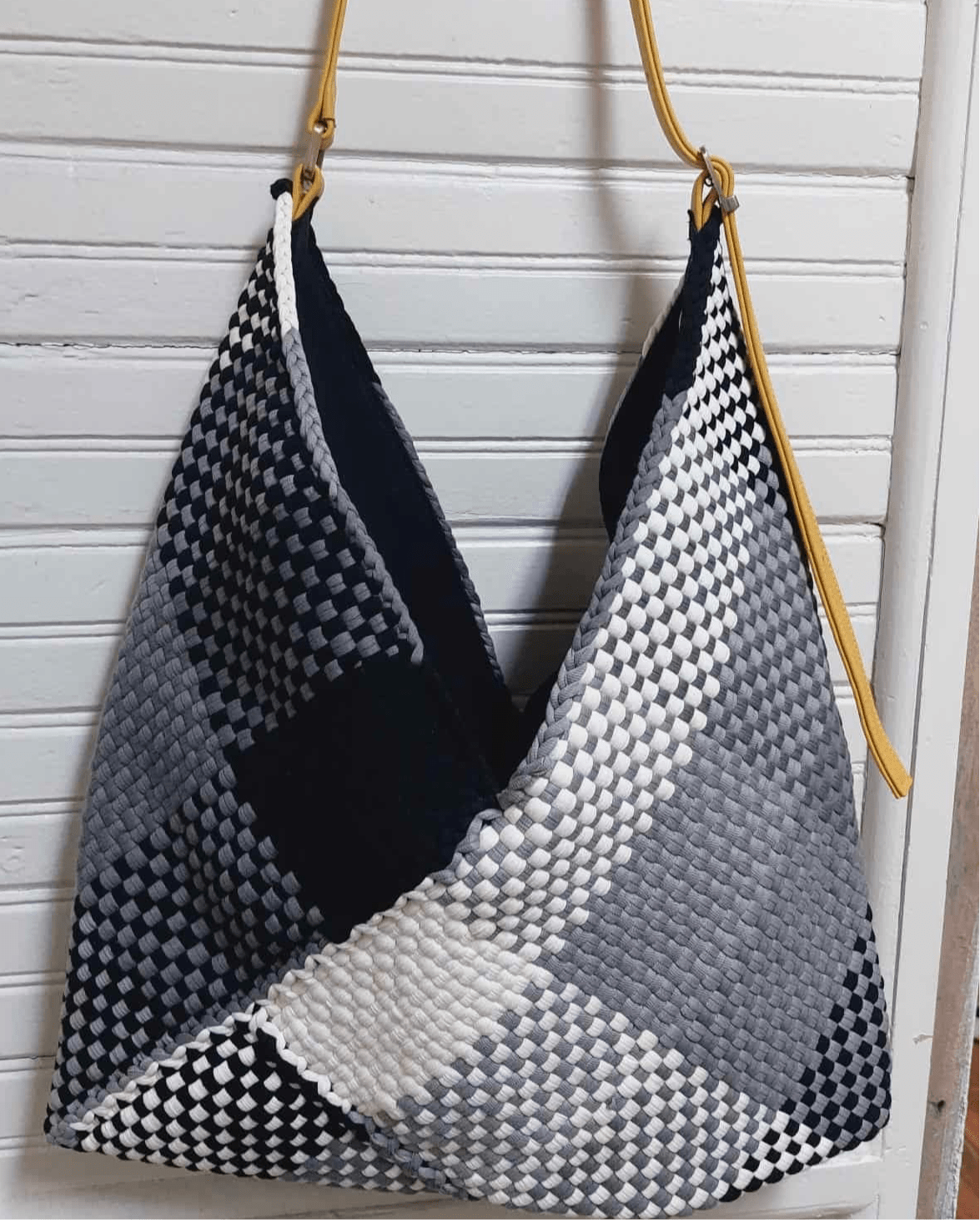 [Ready Today] Pusô Hobo Grayscale Fashion Rags2Riches