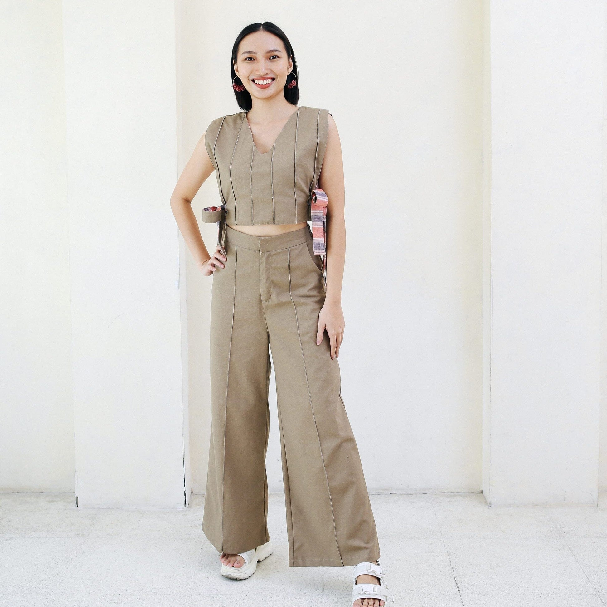 [SAMPLE] Pin Tucks Pants Brown Fashion R2R On Repeat