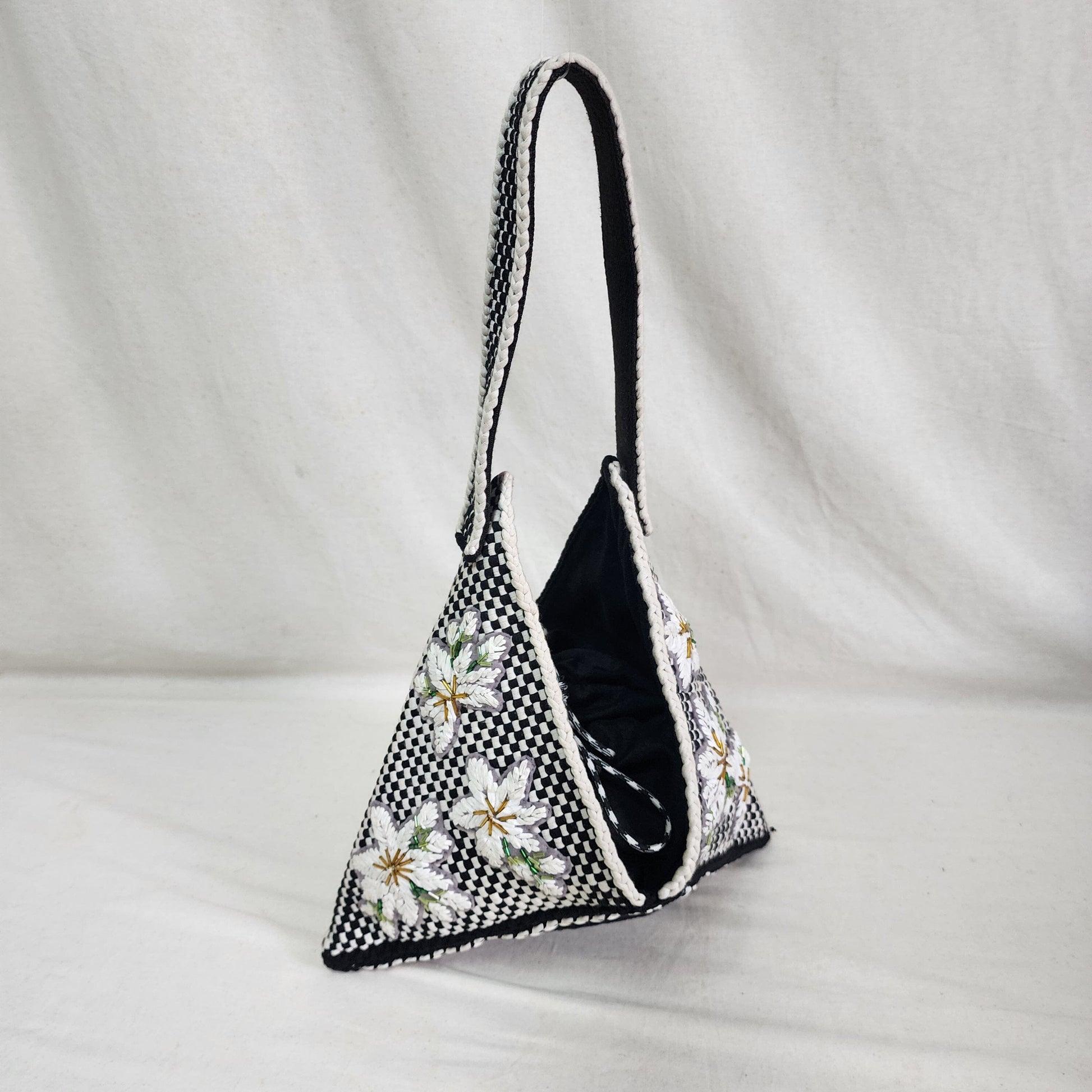 [SAMPLE] Sampaguita Hobo Black and Beige Fashion Rags2Riches