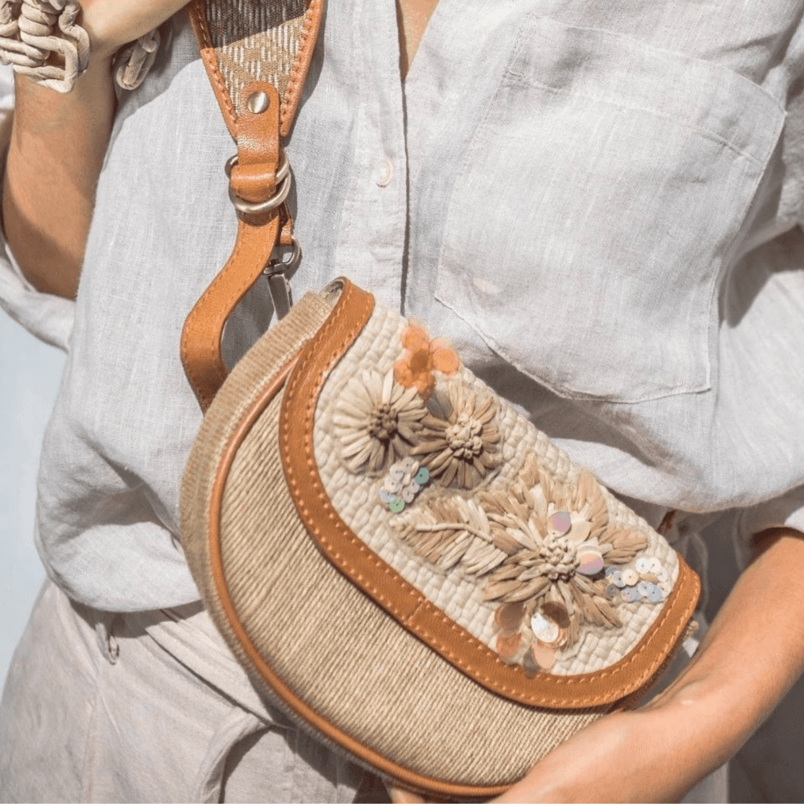 Vinia Hardin Fanny Pack Sand Fashion Rags2Riches